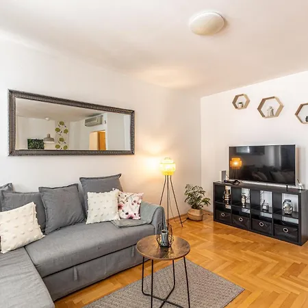 Gozsdu White Raven 305 Apartamento Budapest
