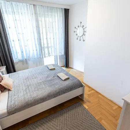 Gozsdu White Raven Residence 305 Budapest